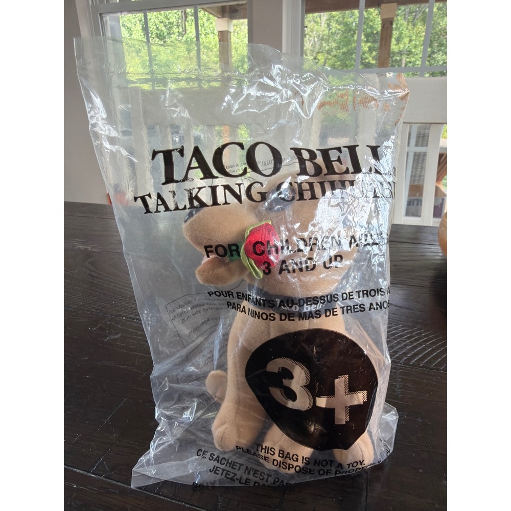 Vintage 1998 Taco Bell Talking Chihuahua PlusH | "I Think I'm In Love!" | NOS